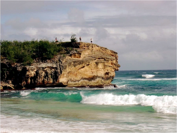 Kauai Beaches: Shipwreck’s Beach Poipu