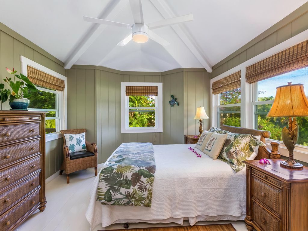 Hale O’ Pulelehu’a Haena Vacation Rentall