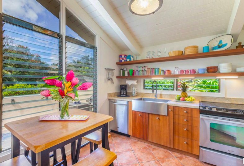 Paliuli #1 Princeville Vacation rental kitchen and dining