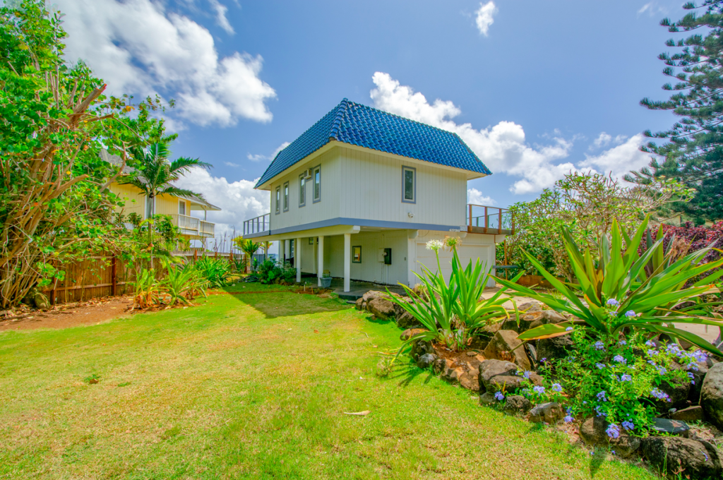 Bond House Aliomanu Kauai vacation rental